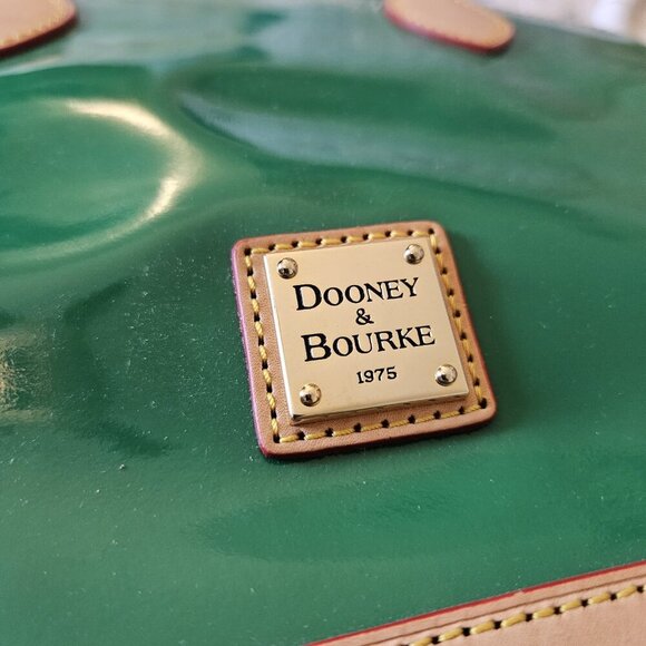 Dooney & Bourke Grass Green Patent Leather Satchel PV68C GG + Wristlet NWT - Picture 9 of 16
